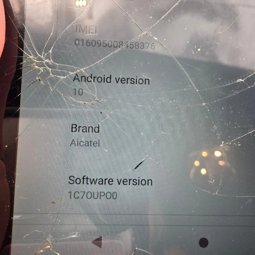 Alcatel JOY TAB 2 9032Z 32GB Black Android 10 8in Tablet CRACKED‎ SCREEN O5